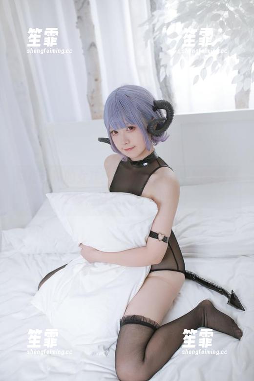 穿梭云端的女孩：Asagiriai空姐写真集更新，没想到这么好玩！