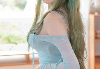 高清一览，Bambi(밤비)穿体操服竟如此优雅，你确定她不是在走秀？