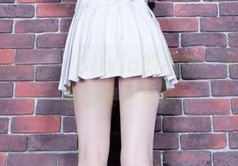 Beautyleg – Olivia的吊带，光线照不进的禁忌写真