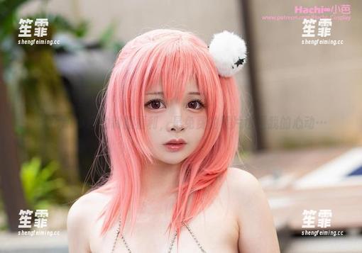 Hachi小芭的制服福利，是免费的照片也是我的心动…