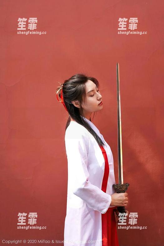 MiiTao蜜桃社 - 无圣光下的修女Mia米娅，怎么突然让我想起了圣水奋战？
