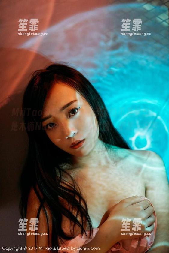 MiiTao蜜桃社 - 飞上云层的不是梦想，是木楠Nan的空姐写真套图！俨然一朵奇葩！