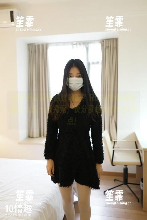 对黑色长筒丝袜过敏吗？ROSI的高清画面让人想一探究竟，快分享给我你们的观点！