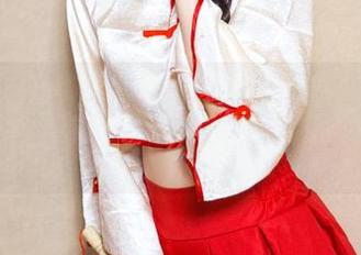 TouTiao头条女神 – 郭忆然在线，制服图片一波流，别眨眼啊！