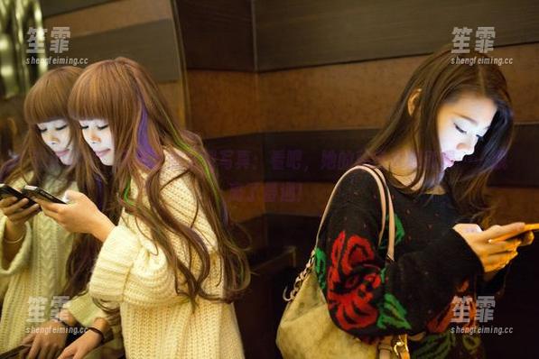 TuiGirl - 冯雨芝的定制写真：看吧，她的秘密大概就是……脱离了普通！