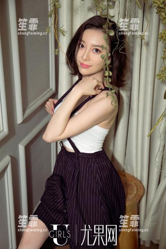 UGirls尤果网 - 面对芝芝Booty，别说你只看了半套，下载全套吧！