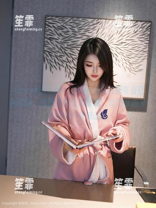 Xiuren秀人网-Cherry樱桃酱 Xiuren秀人网 - Cherry樱桃酱与浴缸的浪漫:原图轻轻泛起波澜,套图偏偏又再现另一种味道。