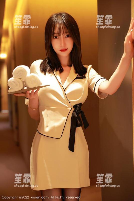 Xiuren秀人网 - 图集在线：Elise谭晓彤的美脚，脚踏酥油般灵动！