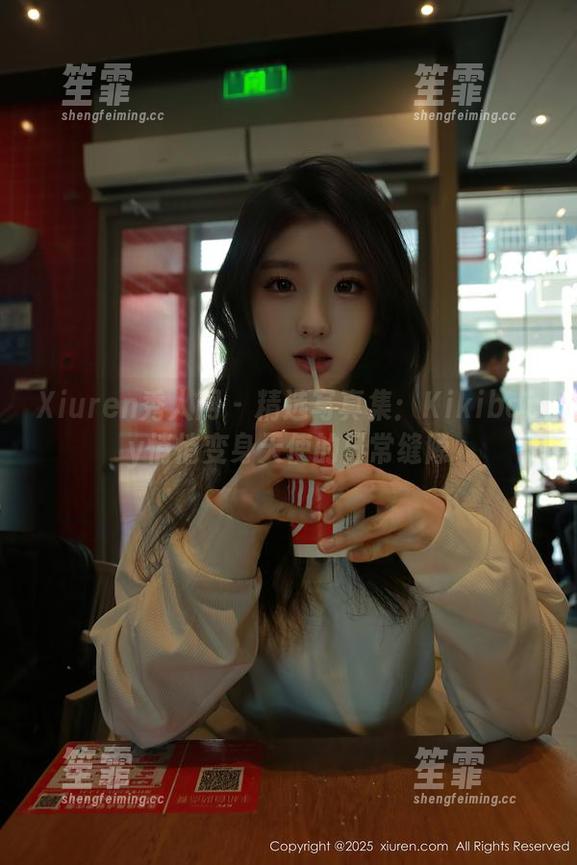 Xiuren秀人网 - 精选写真集：Kikibaby悄悄变身天使的日常缝隙