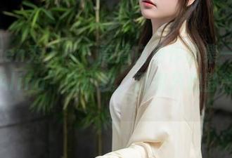 Xiuren秀人网 – 高清白色作品集——“双笙Alina”在叫我，而我只想静静地看。