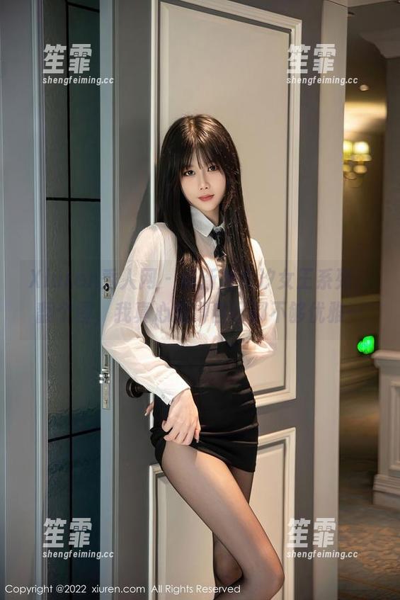 Xiuren秀人网-周慕汐 Xiuren秀人网 - 最新周慕汐女王系列,翻个图,我真心觉得自己都不够优雅…