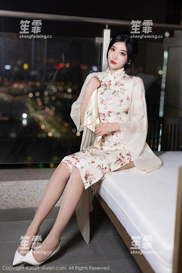 Xiuren秀人网 - 许诺Sabrina出击：这套装是图库的宠儿！
