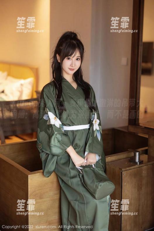 Xiuren秀人网 - 麦琪绫冰激淋的吊带大图册：高清到你以为是照片，而不是画的！
