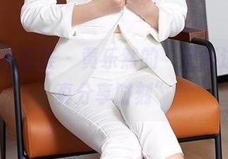 YouMi尤蜜荟 – 黄乐然的“酒杯边缘，写真分享时刻”