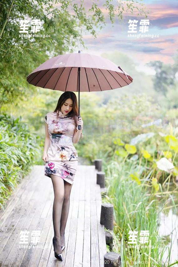 YouMi尤蜜荟 - 说实话，睡衣不是随便穿的，黄歆苑原图有点大胆啊。