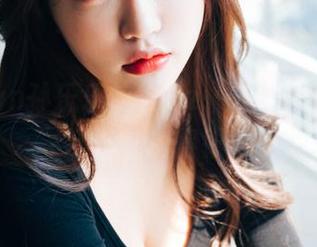 被yeeun孙乐乐的Loozy极限写真圈住，还是自由得很？