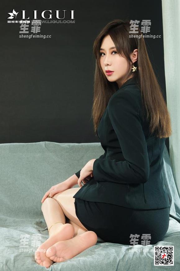 丽柜 - 王炜炜的无圣光作品，谁还在意什么秘密