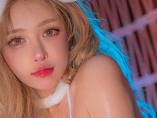 微密圈 – 于芷晴又出新图，紫色比基尼写真让我考虑是不是该换一下我的夏天衣柜？