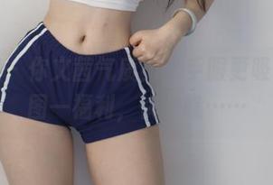 微密圈 – 你文茜气质比水手服更吸引，一图一福利，快来瞧……
