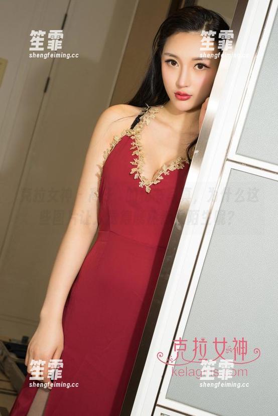 克拉女神 - 高子琁的秘书写真，为什么这些图片让人觉得既熟悉又陌生呢？
