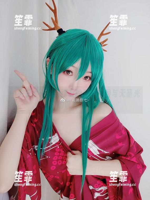 一头雾水：名濑弥七的夏日美图与无圣光的讽刺游戏