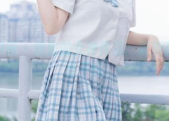 喵糖映画 – 镜酱的女神作品：更新前的一丝不安