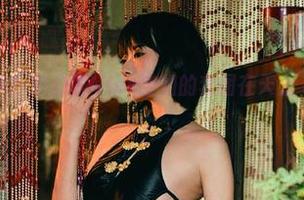 来呀，免费拿！奈汐酱Nice空姐的套图在天上飞得特别好看。
