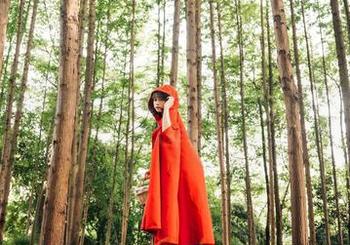 欲哭无泪，奈汐酱Nice的大学生青涩写真，这种福利实在太让人想入非非了！