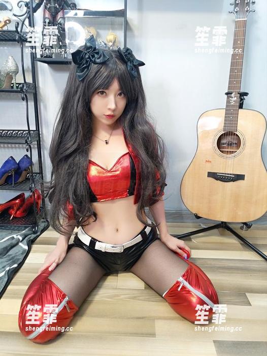 来吧，小女巫露娜的小米裙我们别放过，福利图集好想点赞！