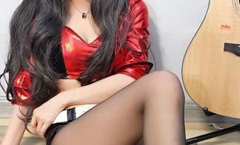 你以为看“内衣”图包能沉得住气？小女巫露娜的最新作品早给你磨平了意志！