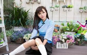 尤果网 – 免费白色梦，想要的图片快来拿呀，娜依灵儿的甜蜜邀请！
