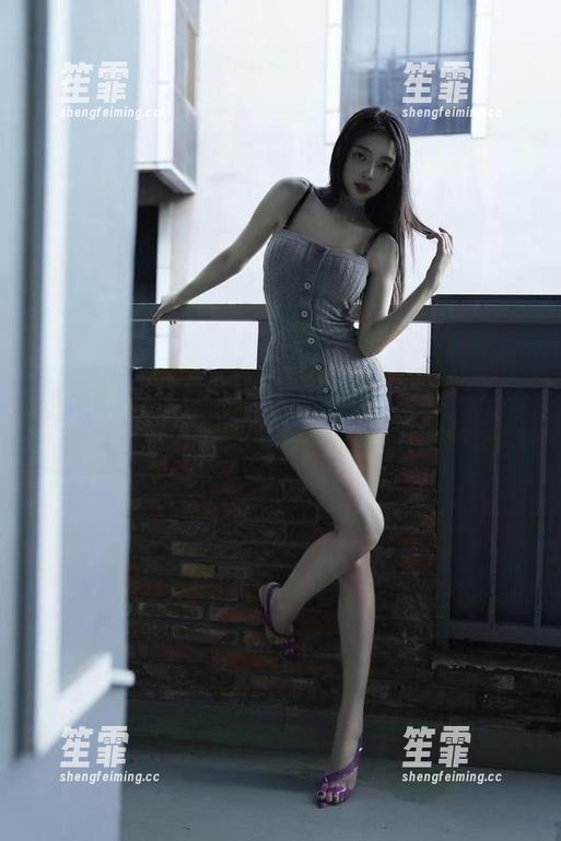 微密圈 - 正当我一脸懵逼地看，徐珺大哥的无圣光清纯写真又多了一层期待。