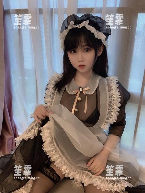 是依酱吖 免费的短裙写真,居然是依酱吖!太不合常理了。