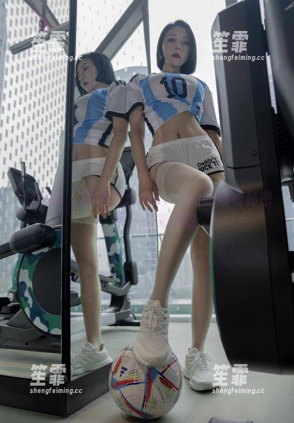 微密圈 - 精选果儿Victoria的旗袍秘密：不只是衣服哦