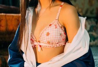 果团网 – 无法抵挡的小九九：精选写真美脚，能否撑起我的审美？