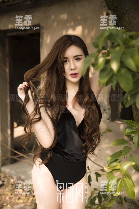 果团网 - 王语纯私拍：水手服照片原图，无意间变成一首诗！