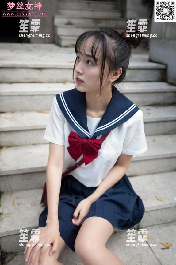 梦丝女神 - 一闪而过的蓝色仙女古装，玥玥的私拍让我有点小想法…
