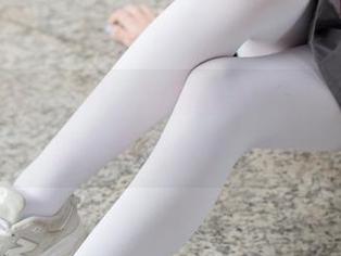 森萝财团 – Aika的蕾丝照片，不知不觉就让眼睛停了一下