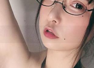 风纪委员的私人图集：网红次屁啦在线懵圈秀！