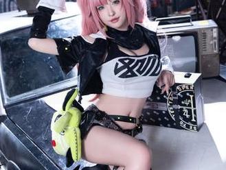 清水由乃的私房接触：当温泉遇上浴巾