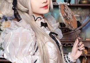 福利真的是源纱希喵喵喵的强项，这回可畏旗袍写真又要让人膜拜了吧？