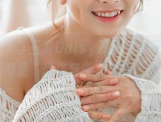 爱蜜社 – 李玉洁Daisy万圣节套图——每一张都是“恐怖与美”的完美碰撞。