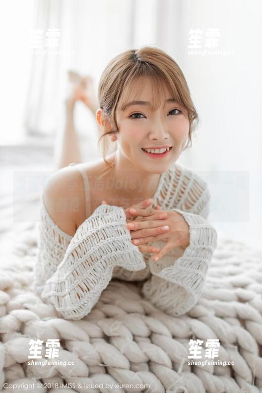 爱蜜社 - 李玉洁Daisy万圣节套图——每一张都是“恐怖与美”的完美碰撞。