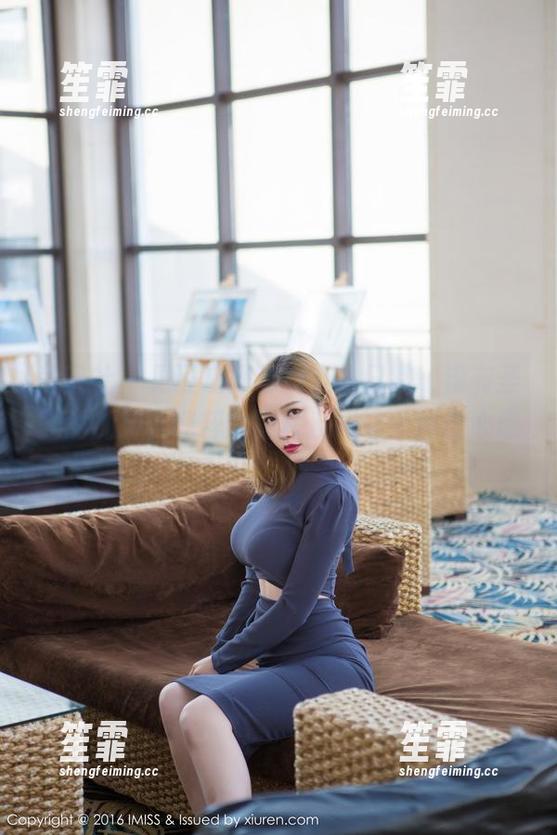爱蜜社 - 见证瑞妤与女友的日常，没有圣光的加持，纯粹的图片反而让人直击心底。