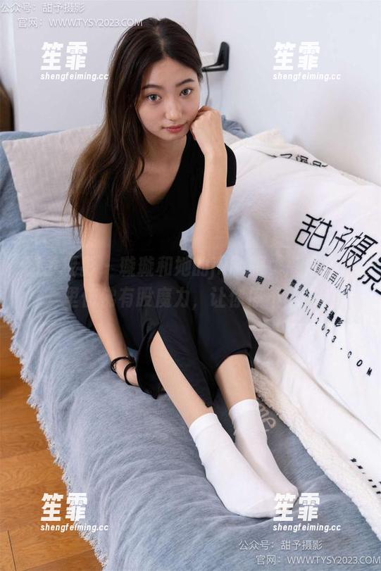 甜予摄影 - 璇璇和她的jk制服，高清图库里仿佛有股魔力，让你停不下来