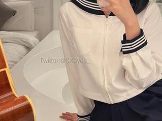 眼酱大魔王w带你玩周边，肉丝踩玩偶图集让人忍俊不禁！