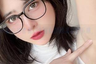 眼酱大魔王w的自拍套餐：上班前的绝美套图下载，不想错过！