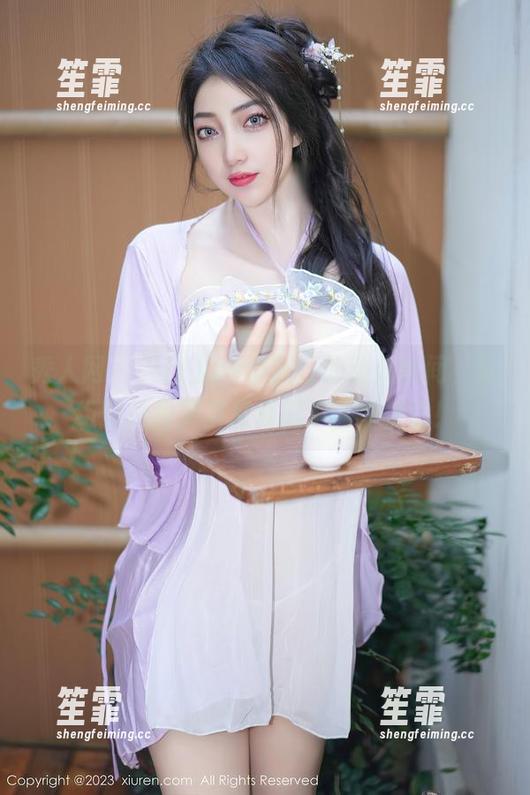 秀人网-tina甜仔 秀人网 - 天台上tina甜仔的动人瞬间,这组图片我又要反复刷了,真精选!