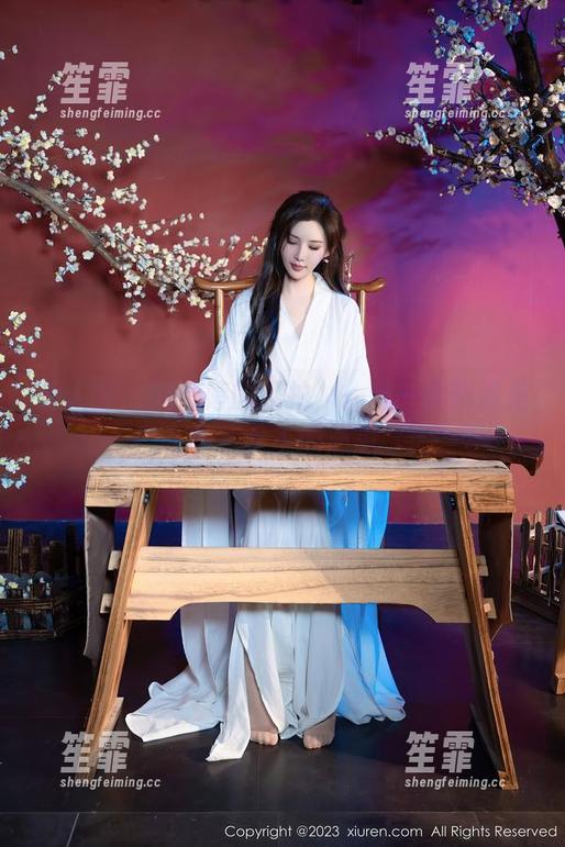 秀人网 - 刘婷婷的私拍，一步一步都像是在剖析女王的心思。