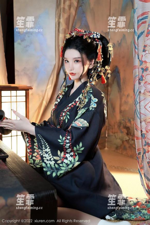 秀人网 - 职场OL的逆袭秘籍，周井空图包资源直送，洗练心机女秘书就靠它了！